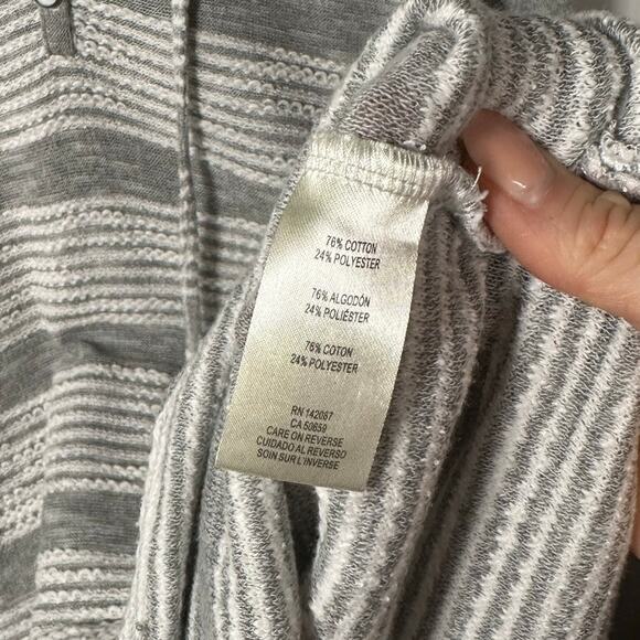 Simply Noelle White & Gray Striped Cotton Knit Swimsuit Cover Up Women's Medium - Picture 8 of 9